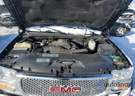 2005 GMC Yukon Denali z USA, uszkodzony, nr VIN 1GKEK63UX5J130360